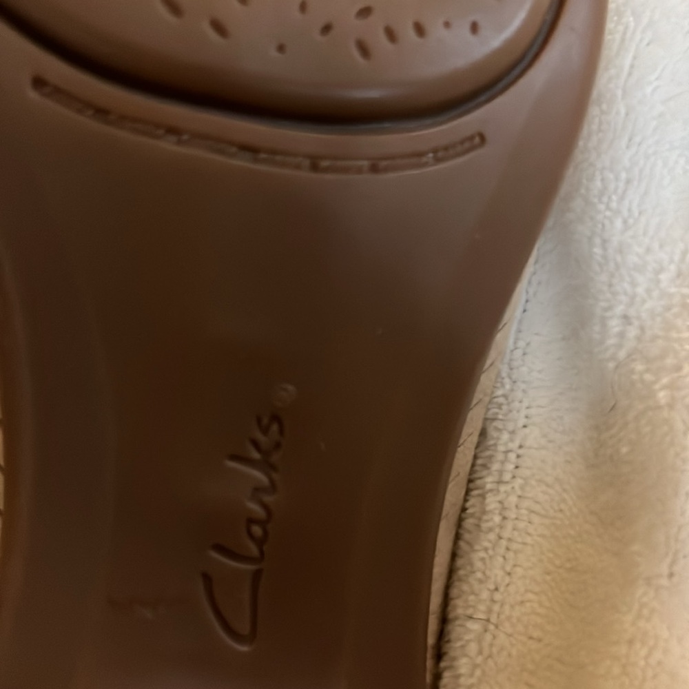 Nwt Collection By Clarks Open Toe Bootie. - image 8